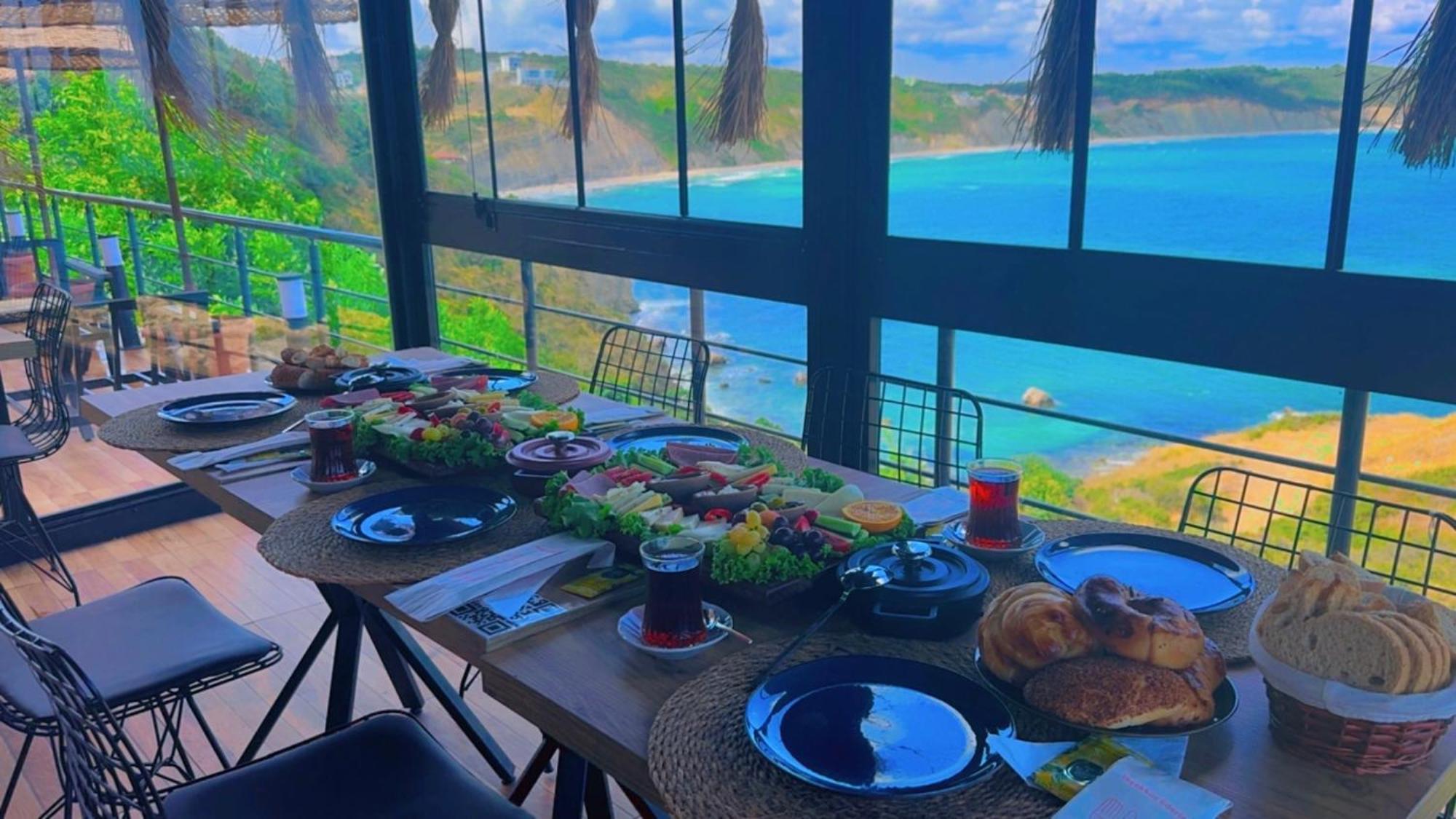 Marina Fener Hotel & Suite Istanboel Buitenkant foto